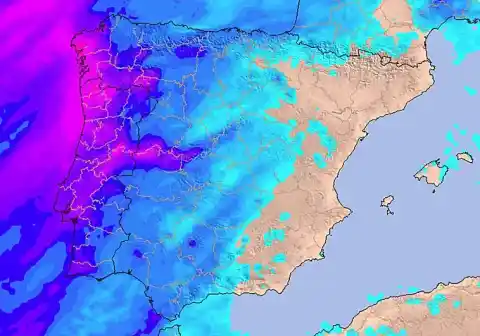 Imagen 1 de La Aemet avisa de la llegada de un frente de fuertes lluvias a España: estas son las zonas más afectadas