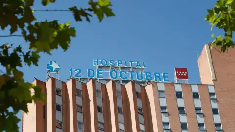 Imagen 1 de El hospital 12 de Octubre inicia la demolición de la torre de 18 plantas de la residencia general