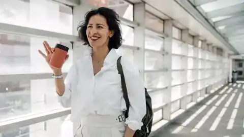 Imagen 1 de Los que andan mucho trabajando amarán las zapatillas Skechers con más de un 40% de descuento