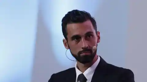 Imagen 1 de Para el Madrid, Álvaro Arbeloa es el nuevo técnico; para Gerard Piqué, era 'el cono'