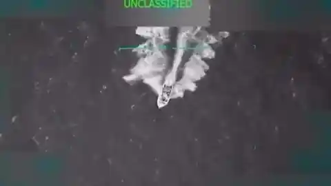 Imagen 1 de El Pentágono usó un avión con apariencia civil en el primer ataque contra una embarcación en el Caribe, según el NYT