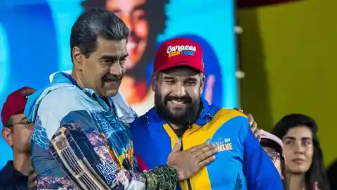 Imagen 1 de 'Nicolasito' Maduro, el flautista y sucesor fallido que acabó como cineasta por enchufe, juerguista del régimen y fiel de Kim Jong
