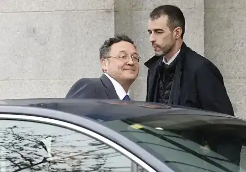 Imagen 1 de Peramato permite que García Ortiz siga en la carrera fiscal pese a su condena por delito doloso