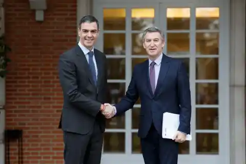 Imagen 1 de Sánchez y Feijóo se reunirán el lunes para abordar el envío de tropas a Ucrania y la política de defensa