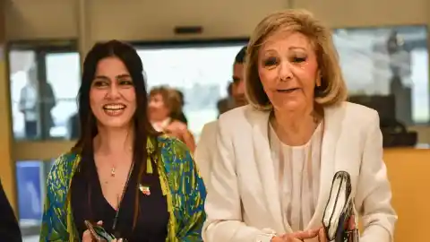 Imagen 1 de Farah Diba reivindica la figura de su hijo y comparte su pena: “Cada niño muerto reaviva mi dolor”