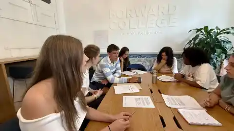 Imagen 1 de Lo que cuesta la formación de la infanta Sofía en Lisboa: el seguro médico, el alojamiento...