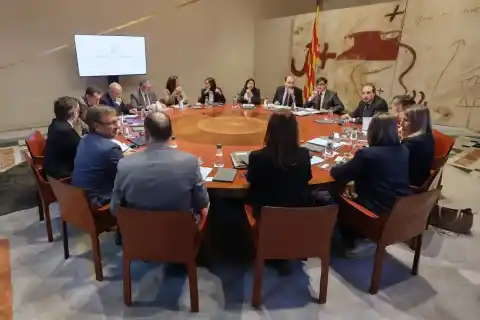 Imagen 1 de El Govern de Salvador Illa defiende que puede negociar ya los Presupuestos pese a los reproches de la oposición