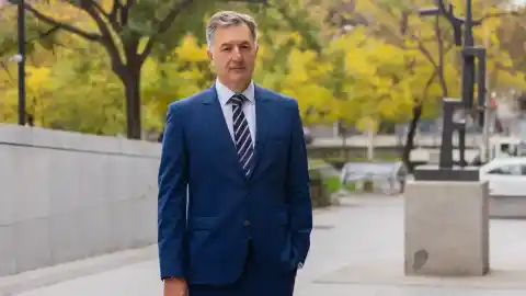 Imagen 1 de Eiffage abre la puerta a compras en España para crecer en obras hidráulicas, ferroviarias y militares