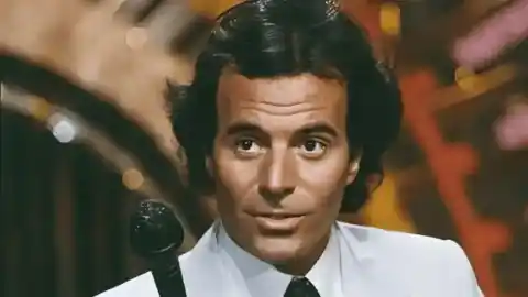 Imagen 1 de ¿La vida sigue igual? Qué pasa ahora con la serie de Netflix sobre la vida de Julio Iglesias