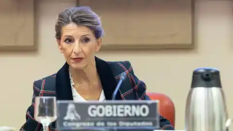 Imagen 1 de Trabajo tacha de "indecente" el ERE que plantea Telefónica para más de 5.000 trabajadores