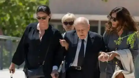 Imagen 1 de El médico de Pujol afirma que prevé el alta médica al expresidente este viernes