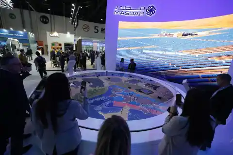 Imagen 1 de La emiratí Masdar movilizará hasta 35.000 millones de dólares para 2030 en plena expansión en España