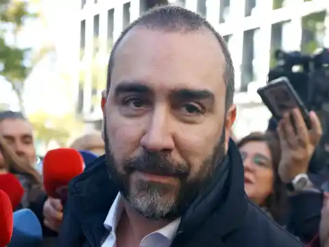 Imagen 1 de Aclara que el dinero reclamado de Ábalos y su ex asesor es para una futura indemnización a Piñero y Transate. El dinero reclamado es para una indemnización a la futura indemnización, dice.