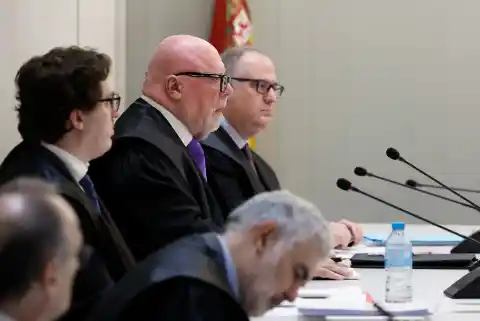 Imagen 1 de Villarejo ataca al Dr. Pinto y acusa a López Madrid de ‘carada’: “Es una gran actriz”, dice Villarejo. Villarejo también acusa al Dr. Dr. Pinto de ‘caridad’.