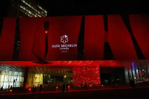 Imagen 1 de Gala de las estrellas Michelin 2026, en directo | La Guía Michelin entrega sus estrellas a los mejores restaurantes españoles