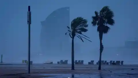 Imagen 1 de También dejará nevadas intensas, así como fuerte viento y oleaje en buena parte del