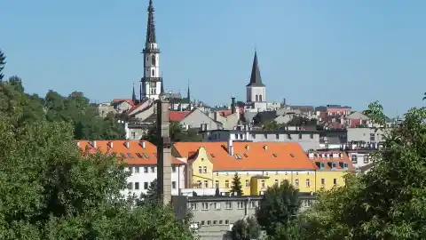 Imagen 1 de La desconocida ciudad polaca en la que Mary Shelley se inspiró para escribir 'Frankenstein'