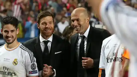 Imagen 1 de El palo de Zidane a Xabi Alonso: "En el Real Madrid estás para el jugador"