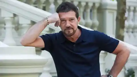 Imagen 1 de Celebridades de la cultura expresan su solidaridad con víctimas del accidente ferroviario de Adamuz