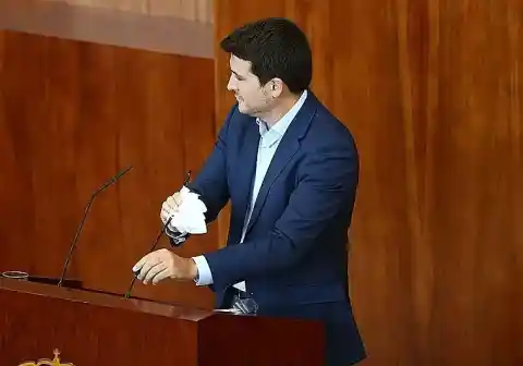 Imagen 1 de Pablo Gómez Perpinyà renuncia a su acta en la Asamblea y distanciamiento de la dirección de Más Madrid