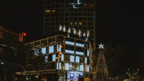 Imagen 1 de Ilusión, creatividad y cultura se dan cita por Navidad en el centro de Barcelona