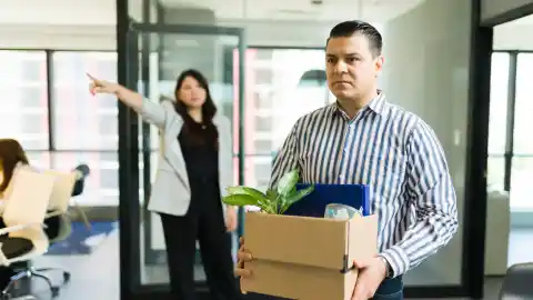 Imagen 1 de ¿Te pueden despedir por hablar mal de tu empresa? Esto es lo que dice el Estatuto de los Trabajadores