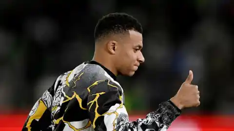 Imagen 1 de Alineaciones y última hora del partido de Champions entre Olympiacos y Real Madrid