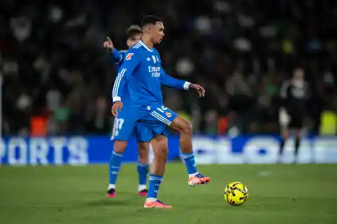 Imagen 1 de Olympiacos - Real Madrid en directo | Los de Alonso quieren volver a la senda de la victoria en su competición fetiche