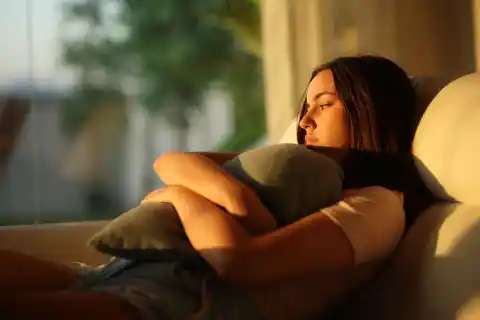 Imagen 1 de Aburrirse para crecer: cómo el móvil está matando el poder transformador del tedio