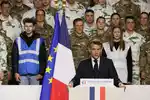 Imagen 1 de Emmanuel Macron anuncia la mili voluntaria frente a "las crecientes amenazas"