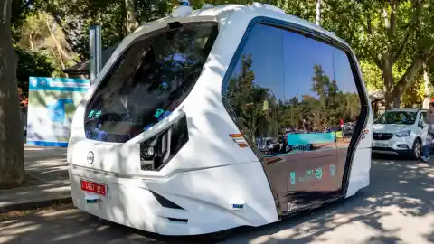 Imagen 1 de Así es el primer autobús autónomo que puedes usar ya en Madrid