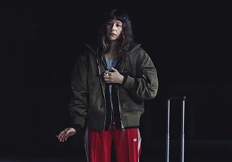 Imagen 1 de 'Personas, lugares y cosas': retrato de una adicción