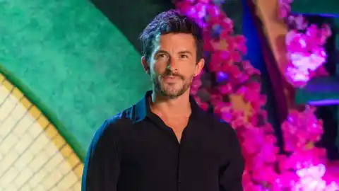 Imagen 1 de ¡Jonathan Bailey al rescate!