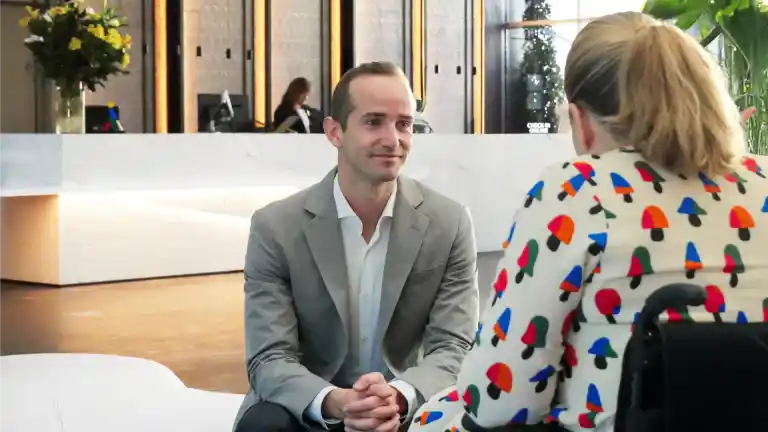 Imagen 1 de ILUNION Hotels presenta el DEIB Coach, que acompaña a sus empleados con discapacidad: "Queremos ser su refugio"