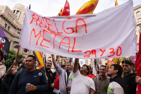Imagen 1 de Sindicatos y patronal logran un preacuerdo para desconvocar las huelgas del metal en Barcelona