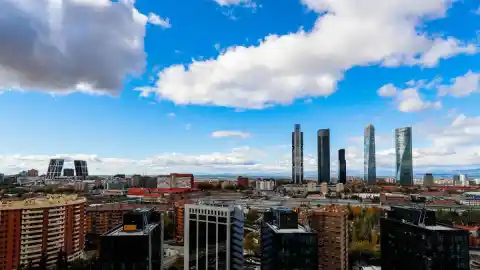 Imagen 1 de Un hombre muere en un incendio en una vivienda de Villaverde