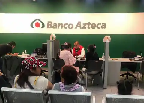 Imagen 1 de 1.338 llamadas en 12 horas; mi acosador, el Banco Azteca