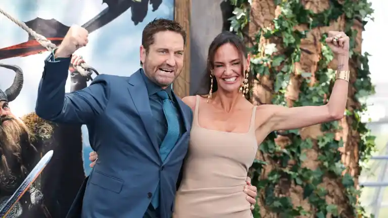 Imagen 1 de La caótica historia de amor de Gerard Butler y Morgan Brown, hijastra de Peter O'Toole y ¿futura esposa?