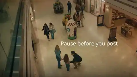 Imagen 1 de El inquietante anuncio de Irlanda sobre la subida de contenidos de tus hijos a redes: "¿Le conoces?"