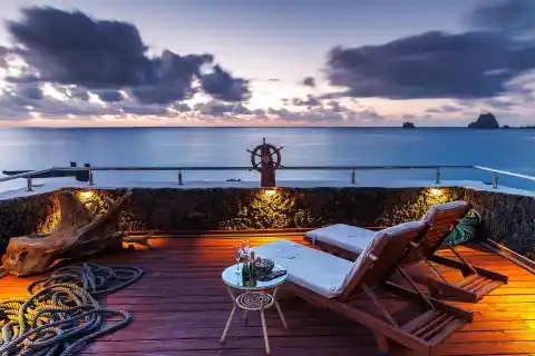 Imagen 1 de Hotel Puntagrande, el más pequeño del mundo situado en El Hierro, afianza su título y suma una Llave Michelin 2025